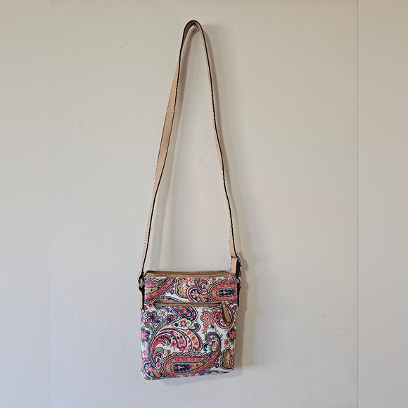 Giani Bernini Saffiano Multi-Color Paisley Print Crossbody Messenger Bag Purse - Picture 2 of 15